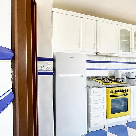 Yellow House Smart Tv And Garage Lägenhet Aveiro